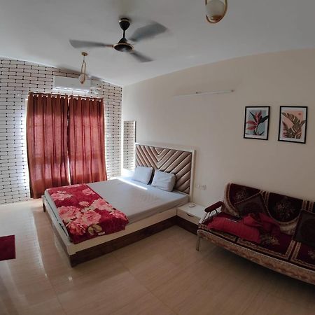 Gold Villa Lonavala Εξωτερικό φωτογραφία