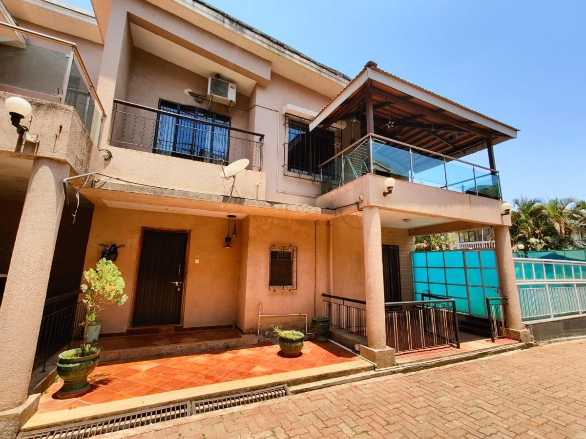 Gold Villa Lonavala Εξωτερικό φωτογραφία